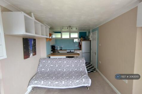 The Hornbeams, Harlow, CM20 photo 2
