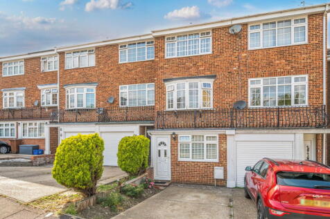 Gillingham, ME8 - property photo