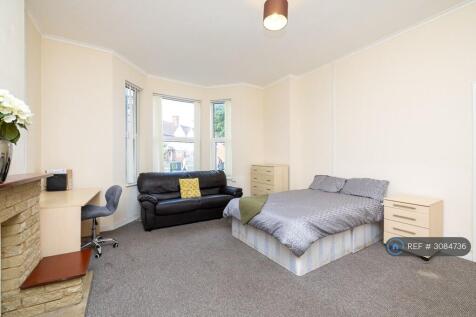 Tachbrook Road, Leamington Spa, CV31 photo 3