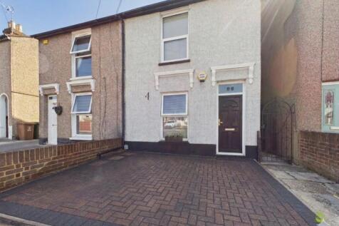 9 Erith front shot