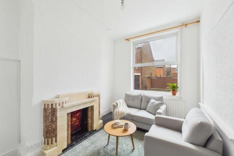 Lounge (Virtually Furnished)