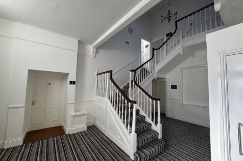 Entrance Lobby.jpg