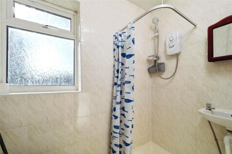 Annexe Shower Room