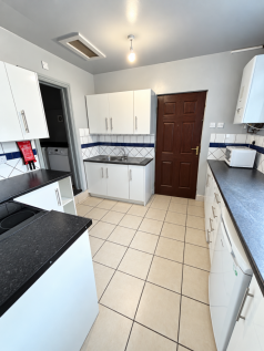 Boughey Road, Shelton, Stoke-on-trent, City Of Stoke-on-trent photo 5