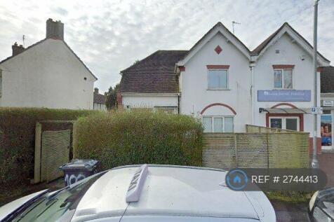 6 Double Bed Student House