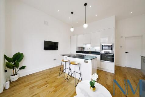 Stylish-Chain-Free 1-Bed Apartment | Sydenham Rd,