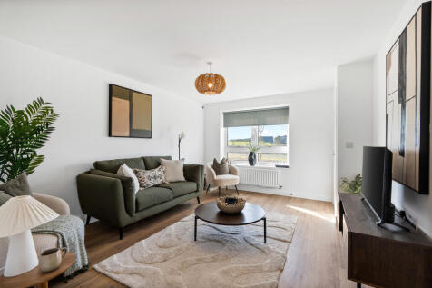 Ryan Place, Stevenage photo 4
