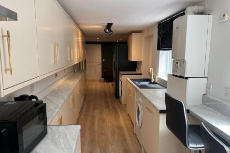 Hubert Road - 6 bed, Selly Oak, West Midlands, B29 photo 2