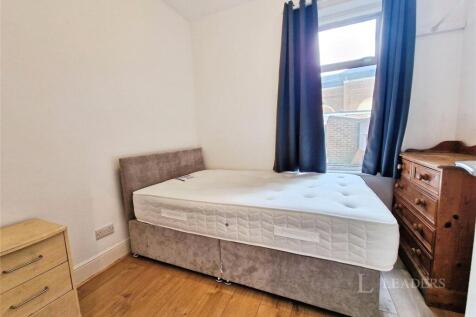 Double Bedroom