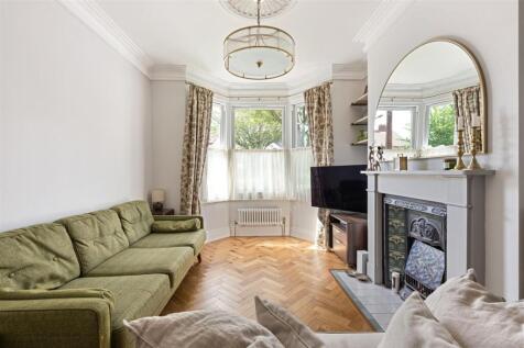 Devonshire Close, E15