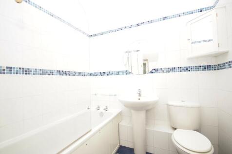 Whyke Court, Whyke Close, Chichester, West Sussex, PO19 8TP photo 5