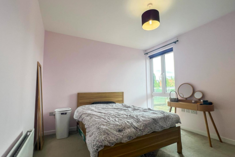 Penn Way, Welwyn Garden City photo 5