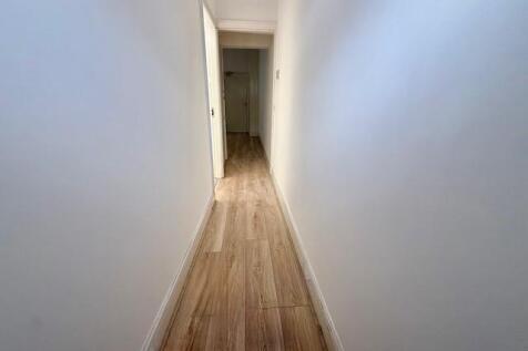 Hallway.jpg
