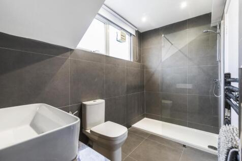 Winfield Place, Leeds photo 5