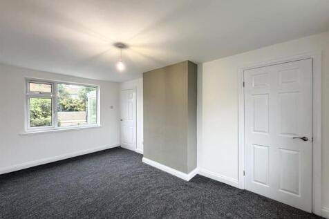 Lumley Close, Newton Aycliffe photo 2