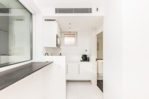 2 Salamanca Place First Floor 3.jpg