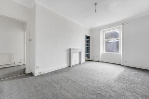 84d Northfield Avenue, Ayr, KA8 9AW photo 4