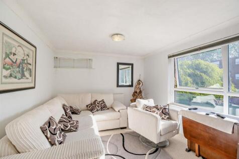 8687783-interior10-800.jpg