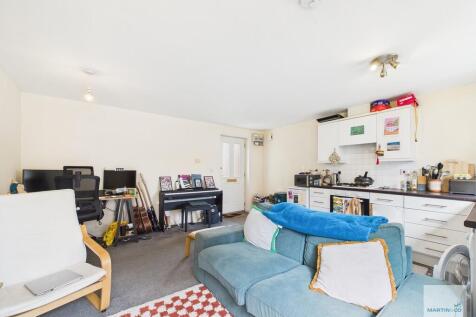 CAM03394G0-PR0354...