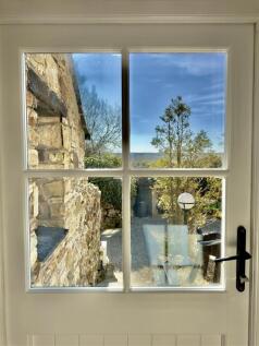 COTTAGE ENTRANCE.jpeg