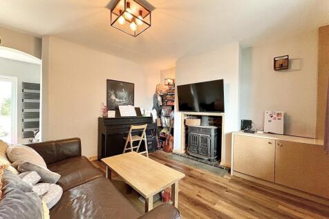 LIIVNG ROOM
