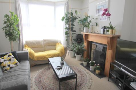 Lounge (17).JPG