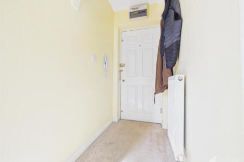 CAM02365G0-PR0435-STILL006.jpg