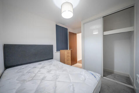 113 Ridley House0...