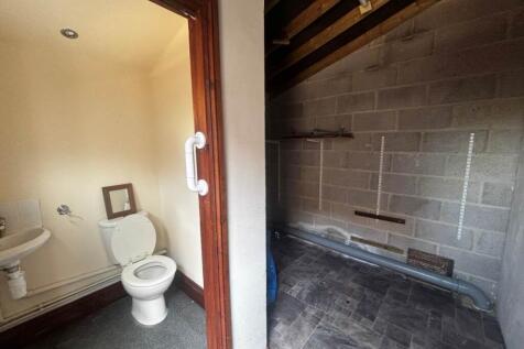 17 greenwood shed