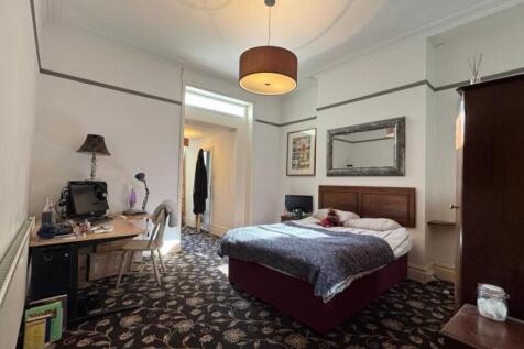 Bed 2 (4)