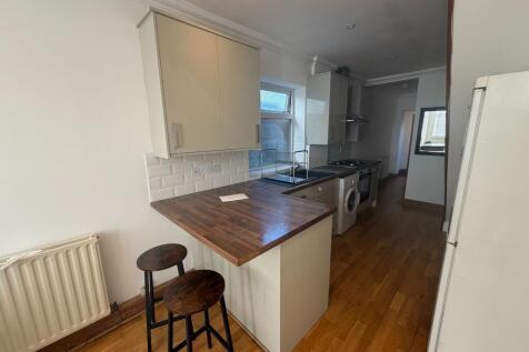 a Mortimer Road, Filton, Bristol photo 3