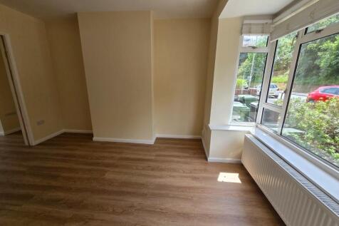 Bovemoors Lane, Heavitree photo 4