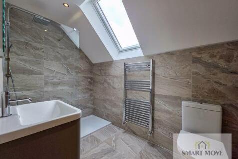 Bedroom Two En Suite