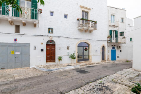 002_palazzo_luce_ostuni_raro_realty_1920.jpg