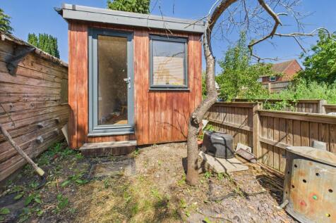 CAM02545G0-PR0468-STILL025