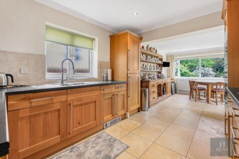 Kitchen/Dining