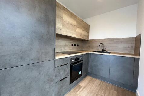 Tranquility, Berkeley Square, Salford, Ordsall Lane, M5 photo 4