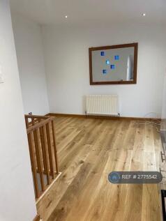 Kitchen/Lounge 4