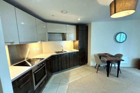 Spectrum, Block 11, Blackfriars Road, Salford M3 photo 3
