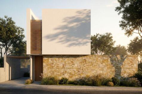Front of Villa -...