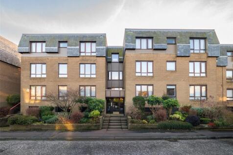 4-bed flat on Rocheid Park, Fettes, Edinburgh, EH4, £2,050/mo