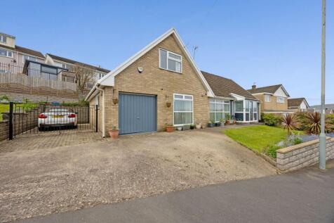 Driveway &amp; Garage