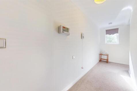 Henbury Court Hallway