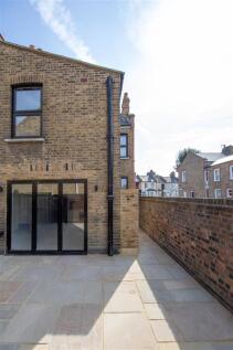 Reginald Road, E7