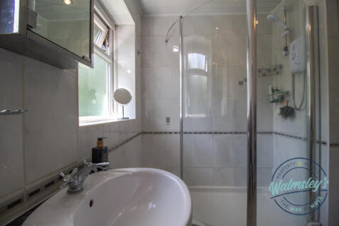 Shower room on 1st floor