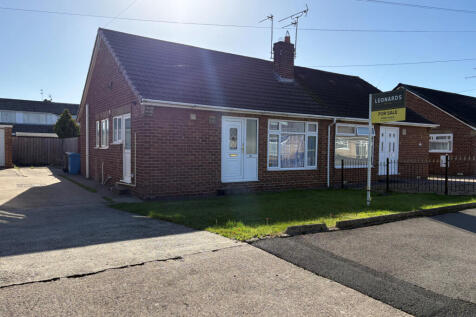 2 Bedroom Semi Detached Bungalow for Sale