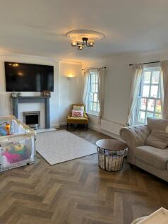 Lounge T202509250949.jpg