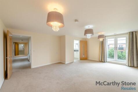 8698165-interior15.jpg