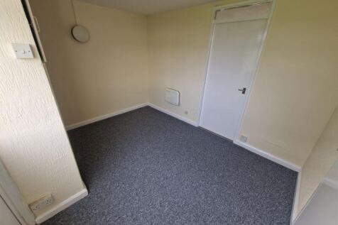 Magennis Close, Gosport photo 4
