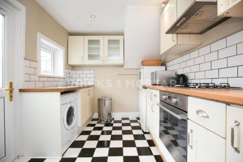 (£99pppw) Third Avenue, Heaton, NE6 photo 2